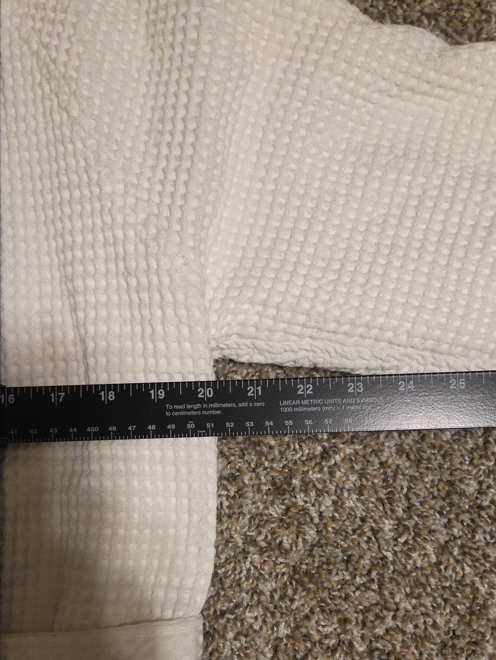 100% Luxury Spa Robe - Picture 8 of 10